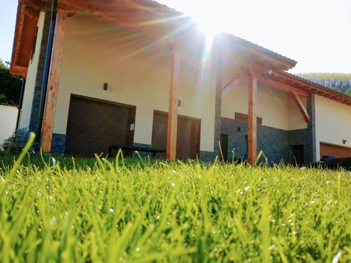 Argixti Guest House Sumbilla Ngoại thất bức ảnh